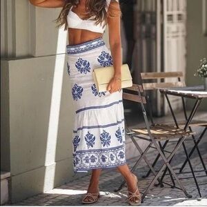 Zara Embroidered Linen Skirt in Blue/White